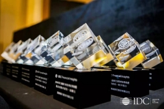 数字化转型神助攻！2121非凡科技建设项目双双获2019IDC最佳立异奖